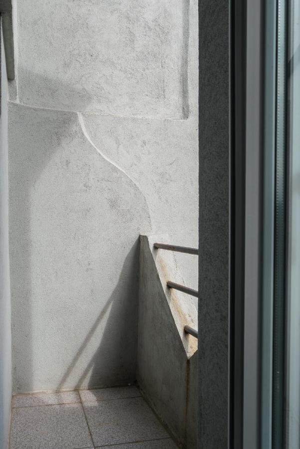 Host Wise - Sweet Bright Flats - City Center Porto Exterior photo