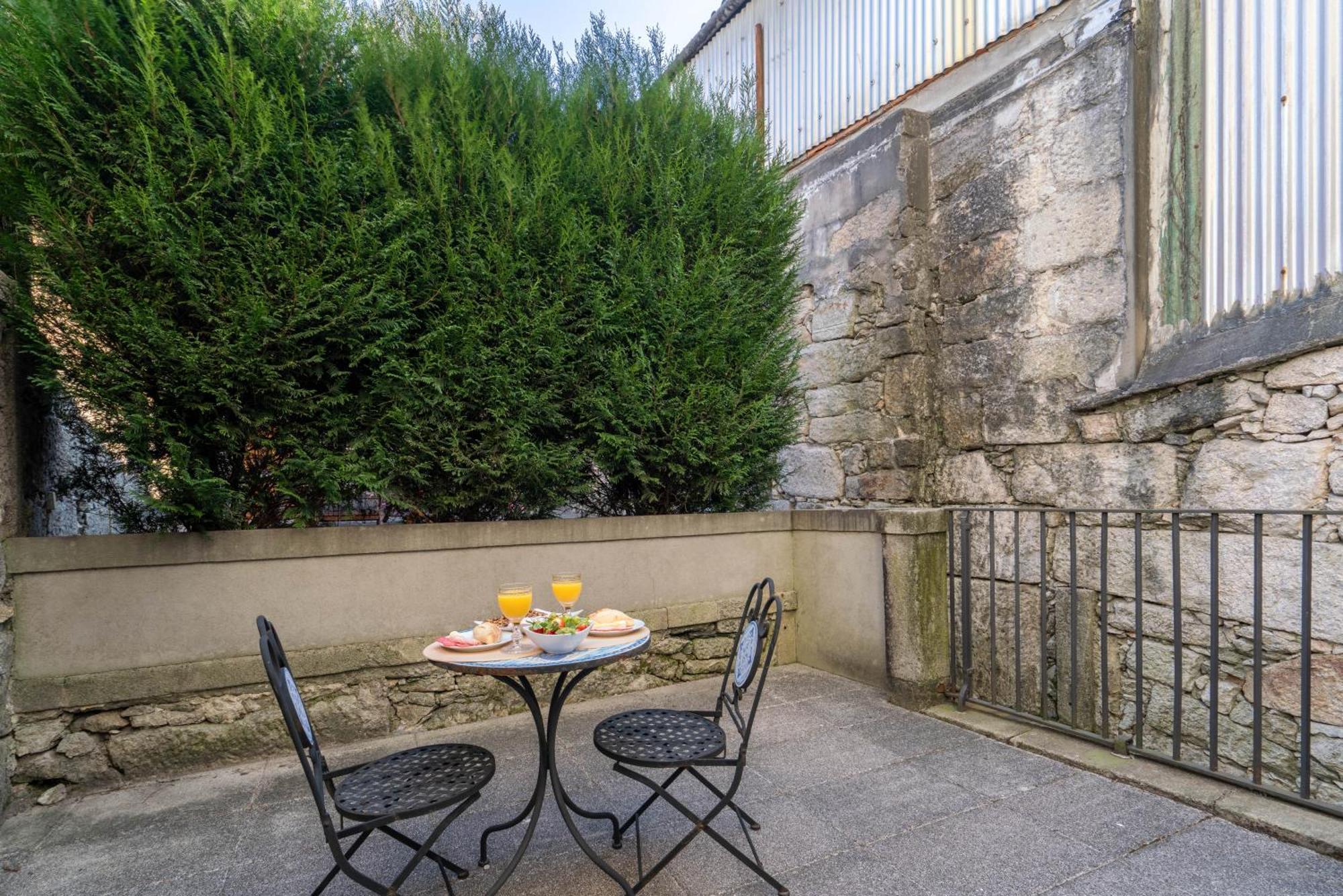Host Wise - Sweet Bright Flats - City Center Porto Exterior photo